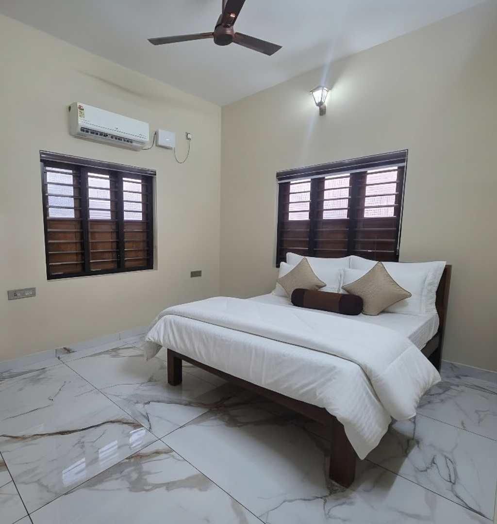 Boutique Room